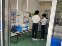 花の配布 (2)